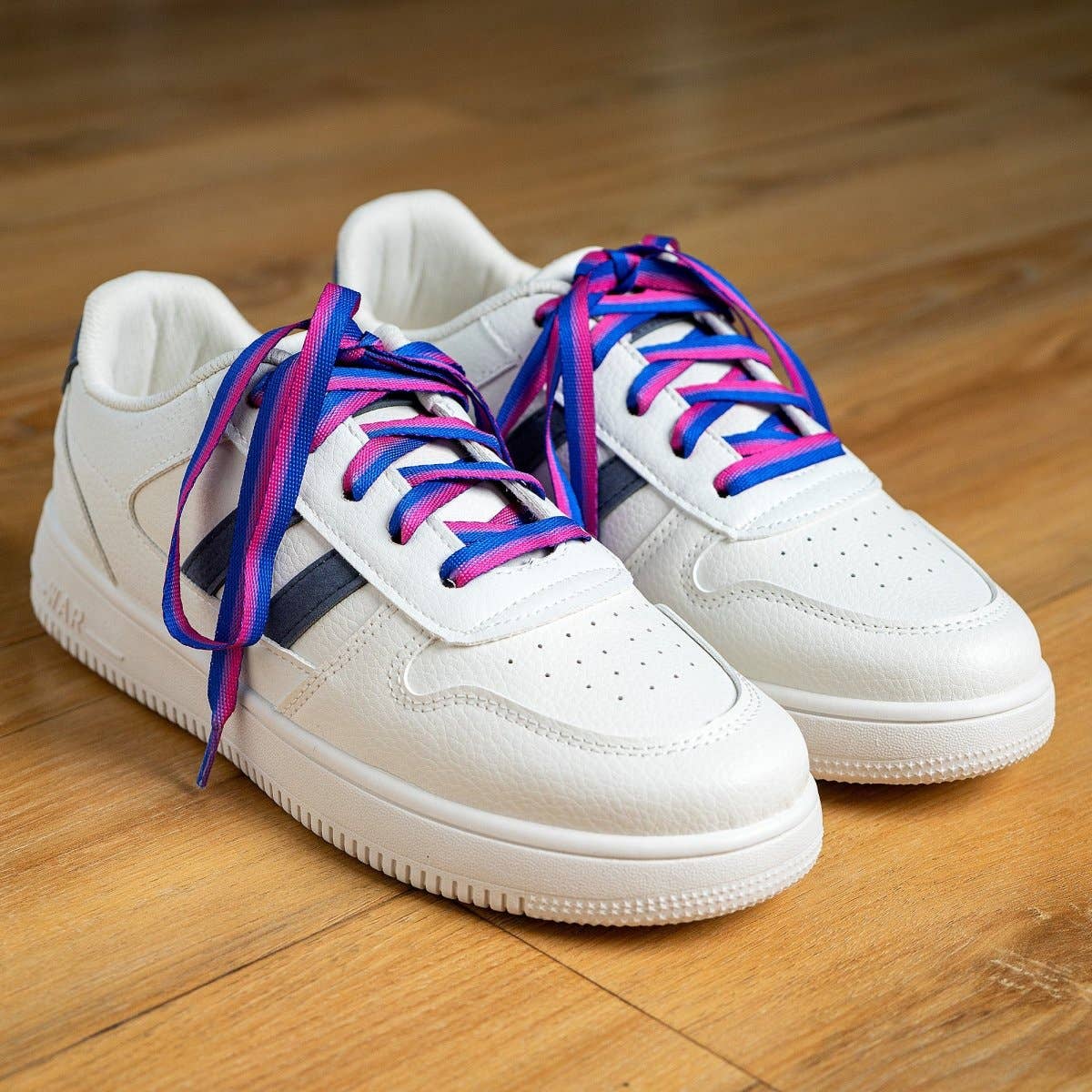 Laces-Bisexual Flag Shoe Laces (1 Pair): Yes / 1 Pair