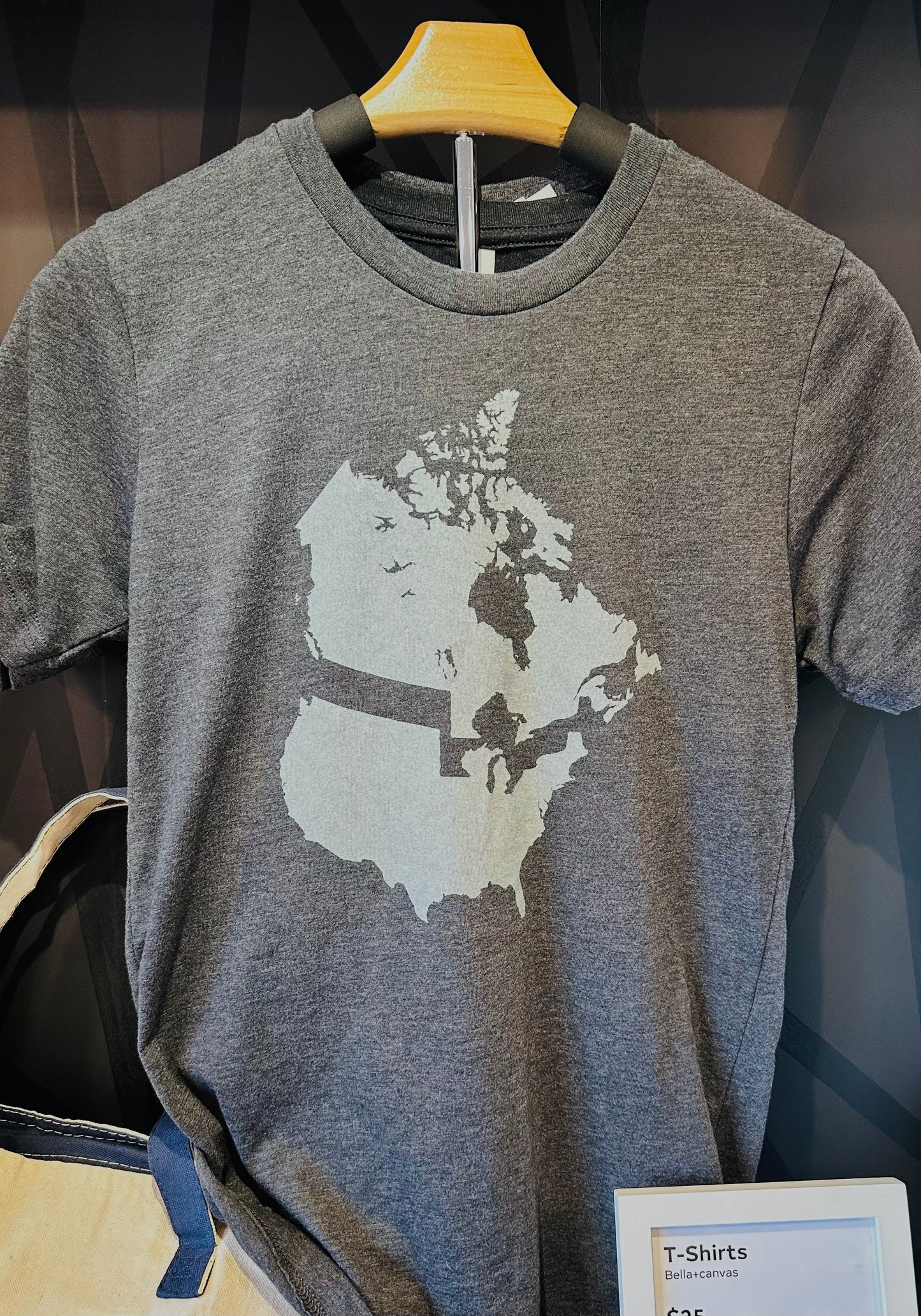 Minnesota Loves Canada!