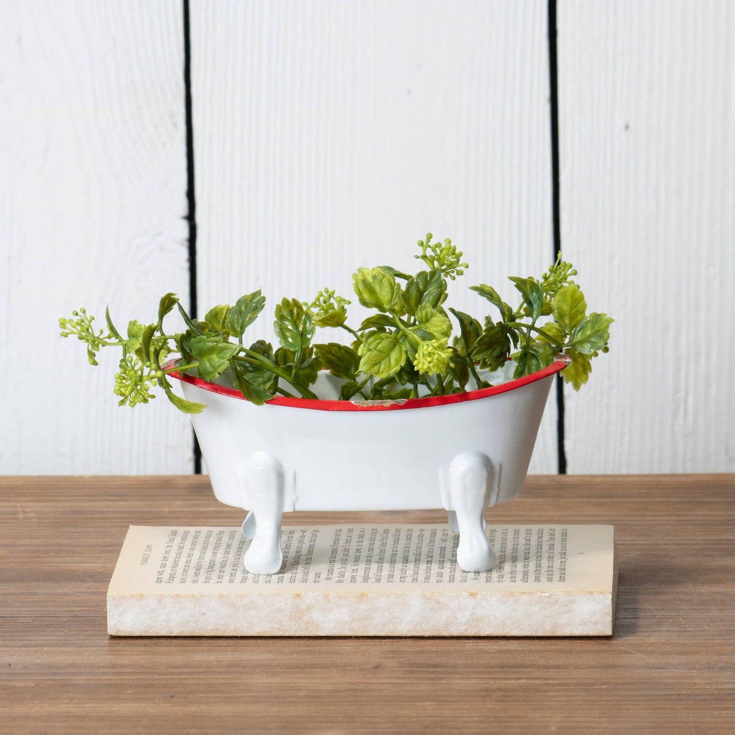 Red Distressed Rim White Enamel Bathtub Soap Dish