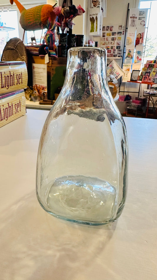 Vintage vase short