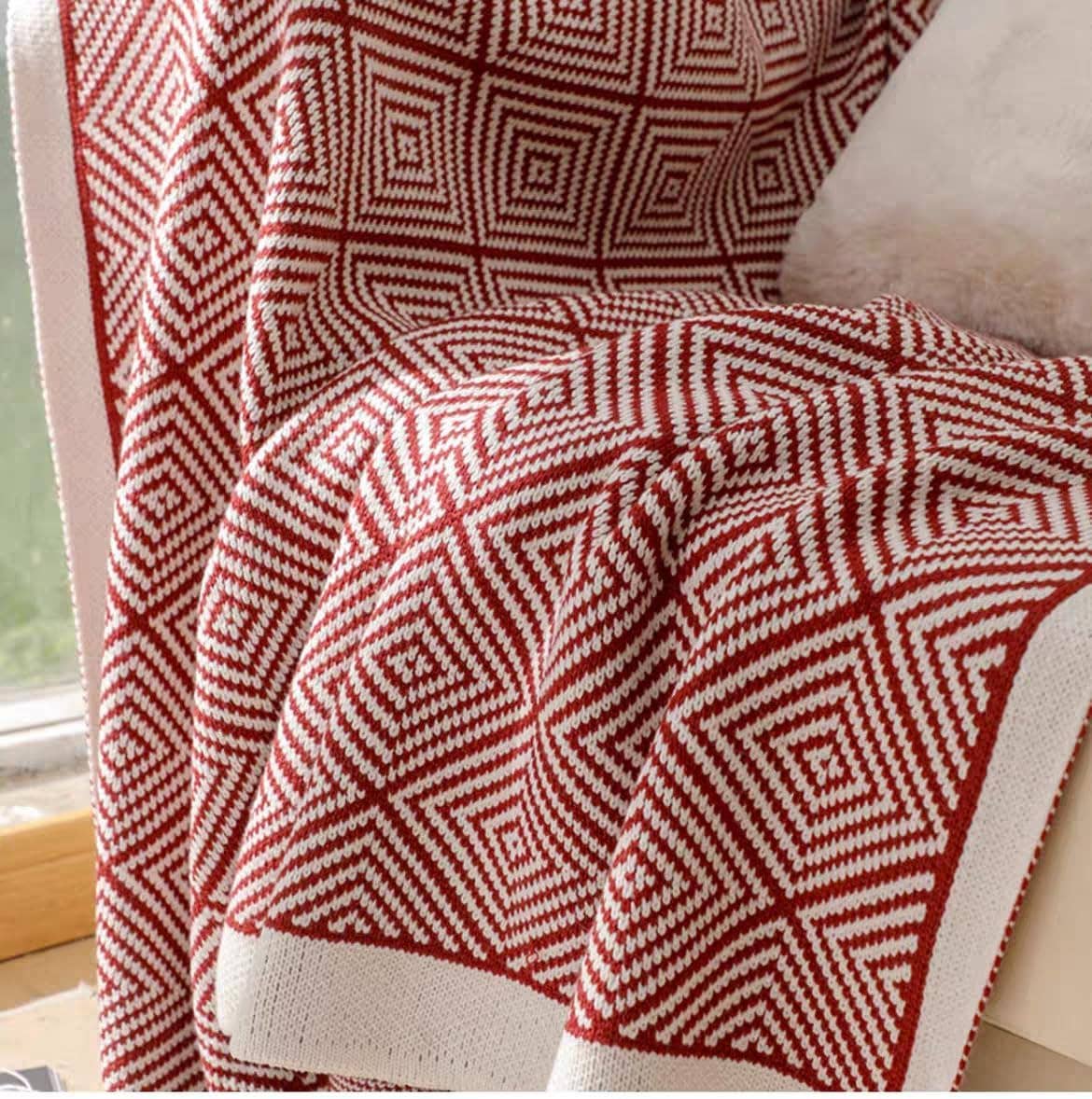 Geometric Diamond Check 50"x60" Throw Blanket with Tassel